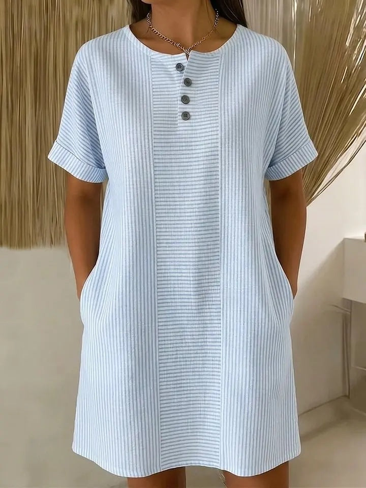 🔥 Poslední den 50% slevy【S-3XL】Nové letní pruhované šaty – lehké, prodyšné a pohodlné, s lichotivým střihem pro štíhlejší vzhled.