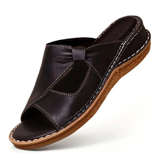 👡【35-43】Nowe stylowe i wygodne kapcie damskie.Materiał skórzany, wygodny w noszeniu.Na każdą porę roku