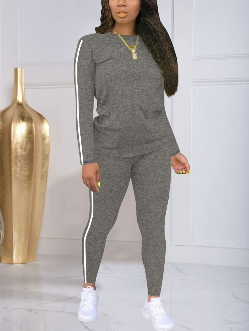 ✨Conjunto femenino de dos piezas a rayas. Casual, moderno y cómodo, ideal para el uso diario y actividades al aire libre.