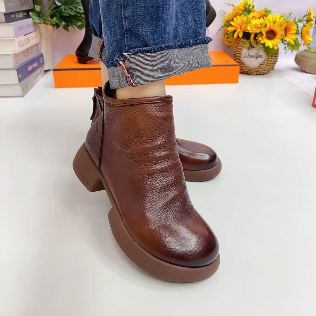 💟2025 Botas de mujer de alta gama para otoño e invierno, con exterior de piel y suela blanda, sin olor, resistentes al desgaste y resistentes al agua.
