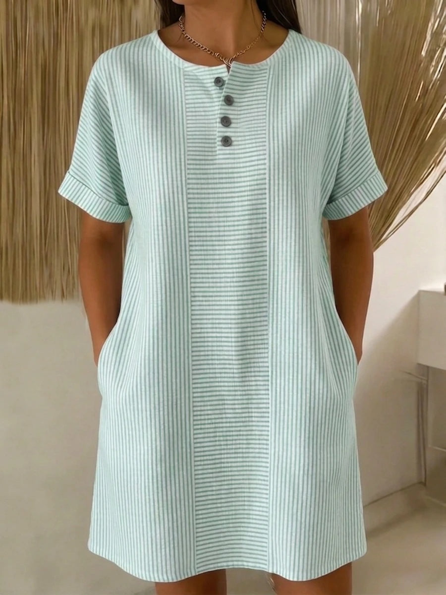 🔥 Poslední den 50% slevy【S-3XL】Nové letní pruhované šaty – lehké, prodyšné a pohodlné, s lichotivým střihem pro štíhlejší vzhled.