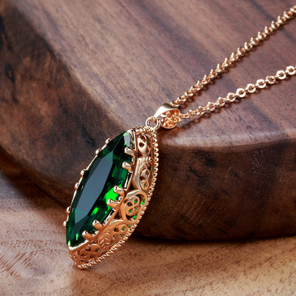 💎 Conjunto de 【collar + pendientes】 adornado con elegantes tréboles de cuatro y tres hojas